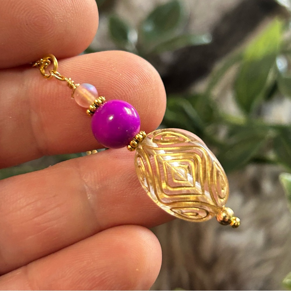 Handcrafted elegant glass beaded pendant on chain necklace